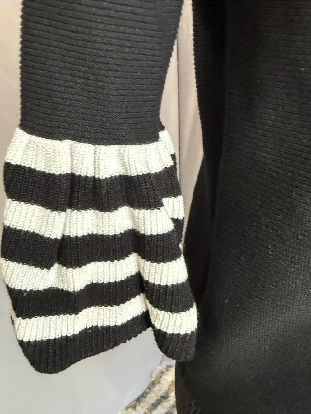 Cyrus Sweater - Picture 2 of 8